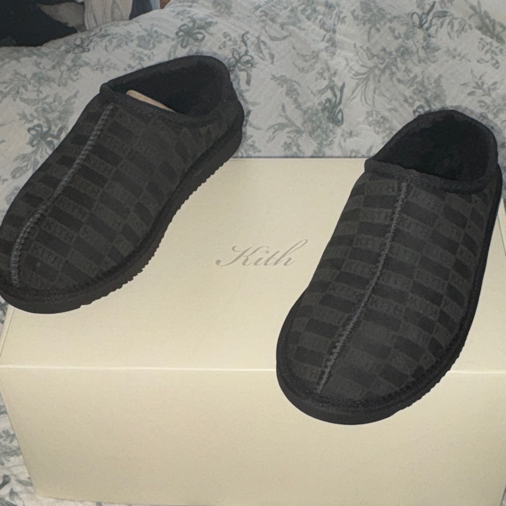 Kith Unisex Black Slip-On Shoes
